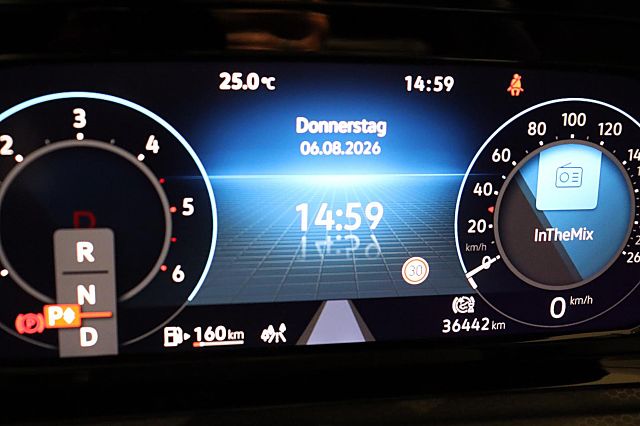 Golf GTD 2.0 TDI DSG NAVI KAMERA PANORAMA SPORTF