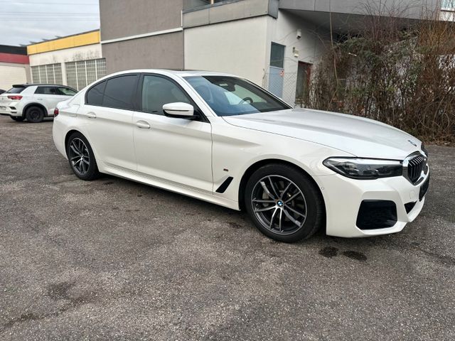 BMW 530 i xDrive M Sport Leder HeadUp Driving AssPro