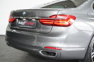 BMW 750 - 6