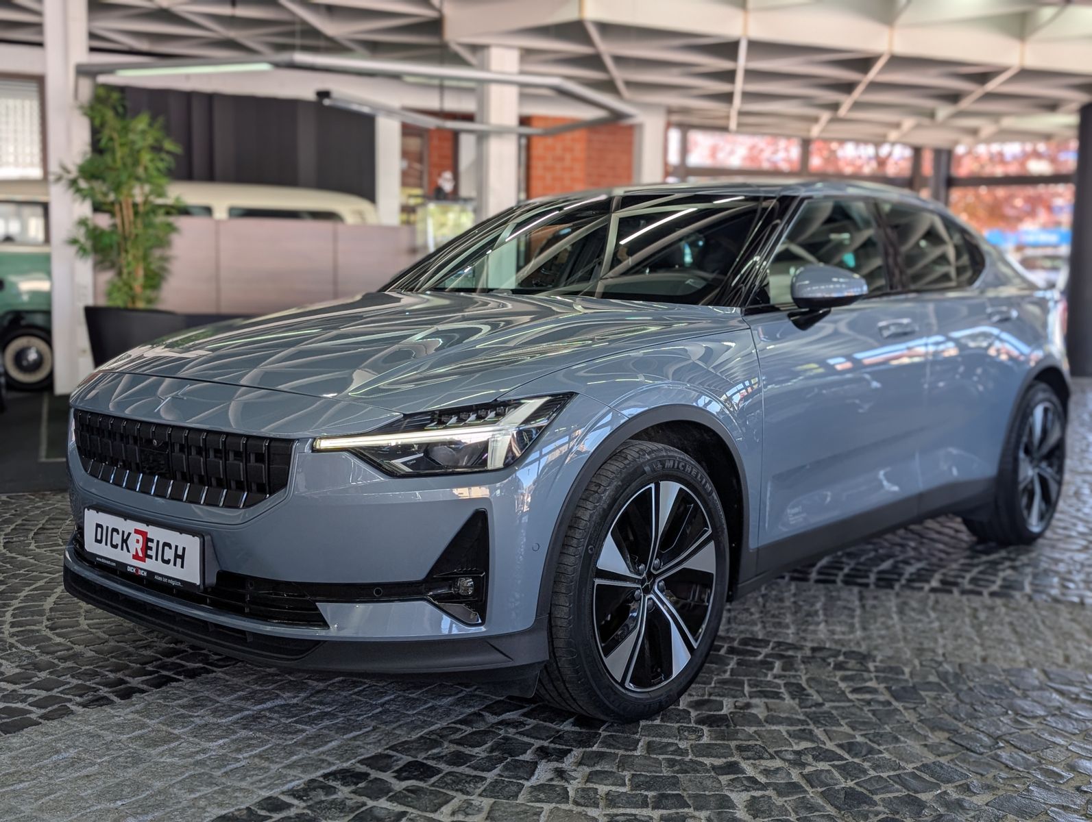Fahrzeugabbildung Polestar 2 78 KWh Long Range Pilot LED 360° MEMO SoH 94%