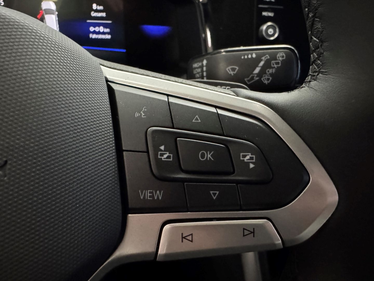 Fahrzeugabbildung Volkswagen Polo VI Life 1.0 TSI Digitales Cockpit LED ACC A