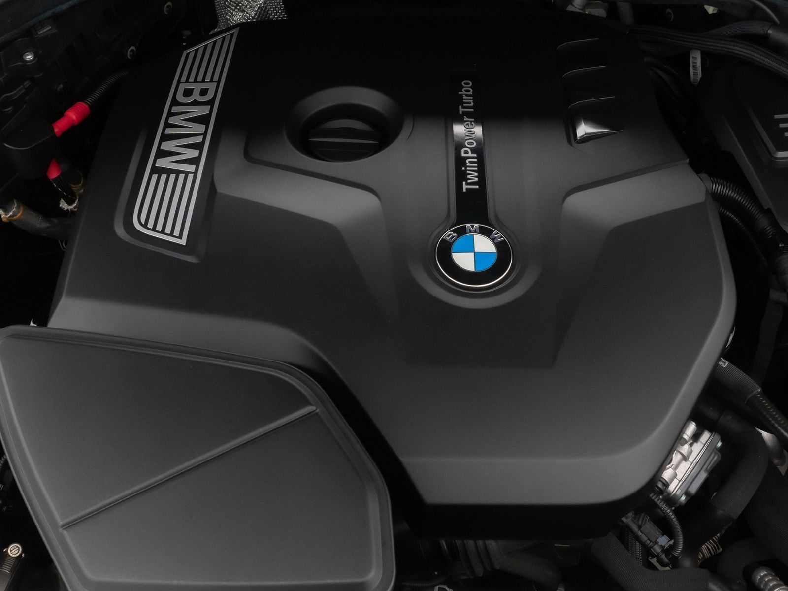 Fahrzeugabbildung BMW X3 xD30i Luxury Line AHK Panorama HUD DAB 21Zoll