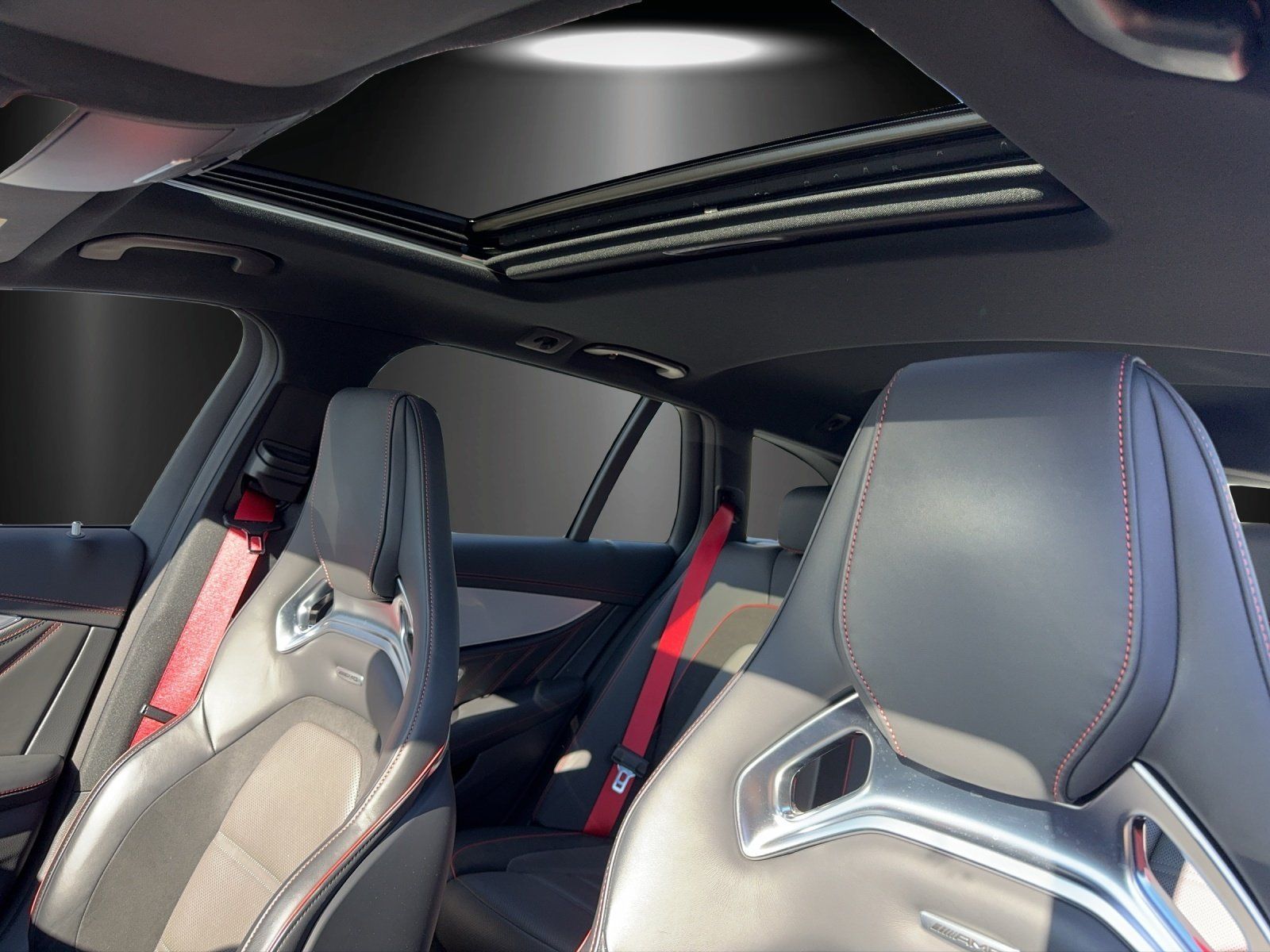 Fahrzeugabbildung Mercedes-Benz E53AMG T MAGNO Perf.Sitz/AGA Standh DYNAMIC+ AHK