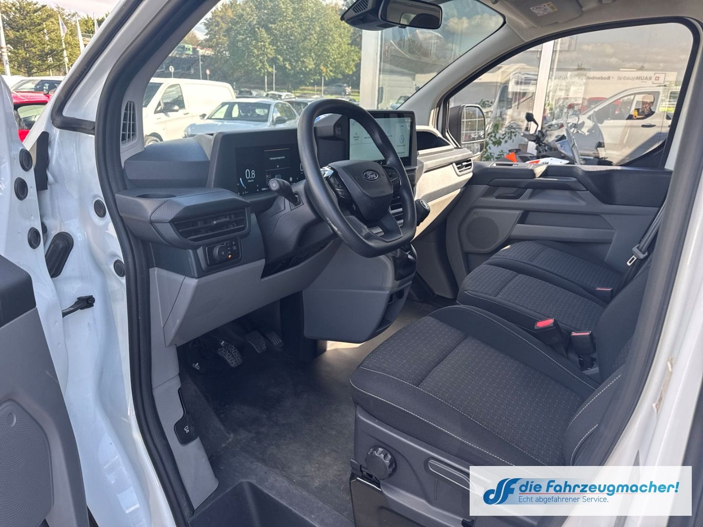 Fahrzeugabbildung Ford Transit Custom Kombi 320 L2 FWD Trend *SEITENSCH
