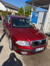 Skoda Octavia 1.9 TDI PD Ambiente Ambiente - Skoda Octavia mit Diesel-Antrieb: Limousine, 1.9