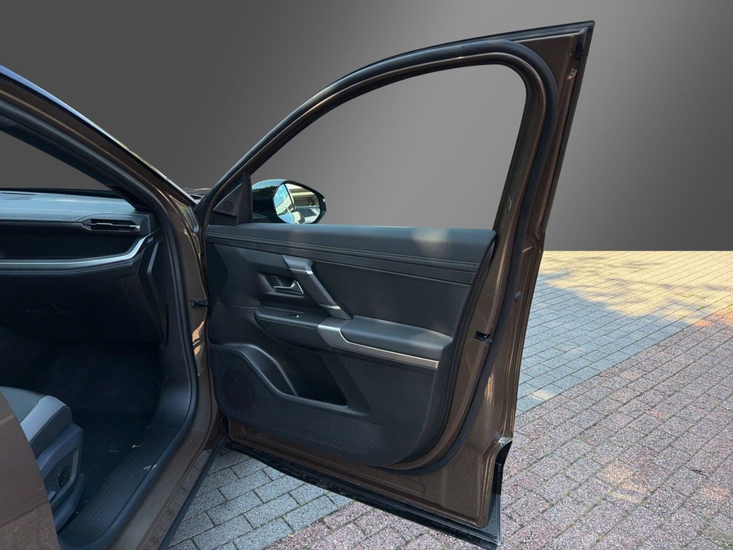 Fahrzeugabbildung Jeep Compass MY26 FIRST EDITION E-HYBRID PANO VOLL