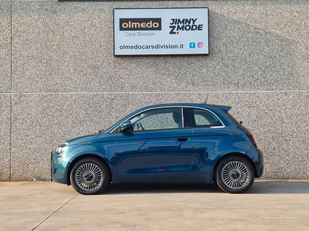 Fiat 500e 42 kWh imagem 3