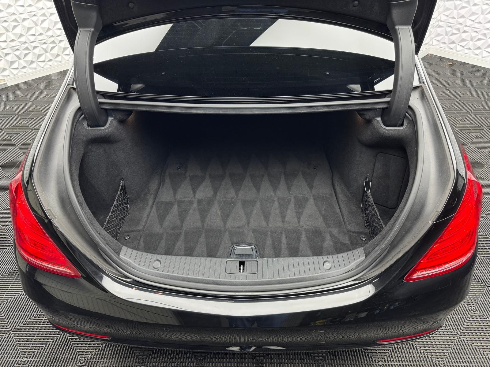 Fahrzeugabbildung Mercedes-Benz S 350d AIRMATIC/DISTRO/BURMESTER/KEYL/SOFTC/360°