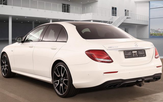 Mercedes-Benz E43 AMG 4Matic Limousine Pano Burmeser Night 20"