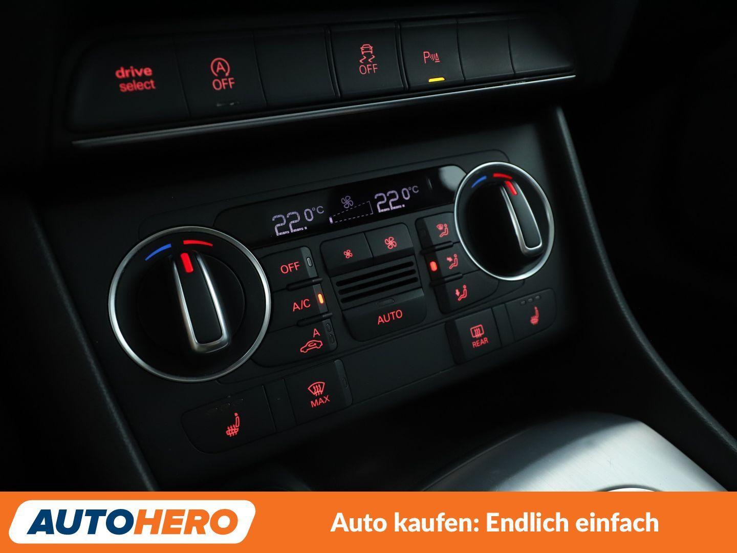 Audi Q3 2.0 TFSI quattro Sport Aut.*NAVI*LED*TEMPO*