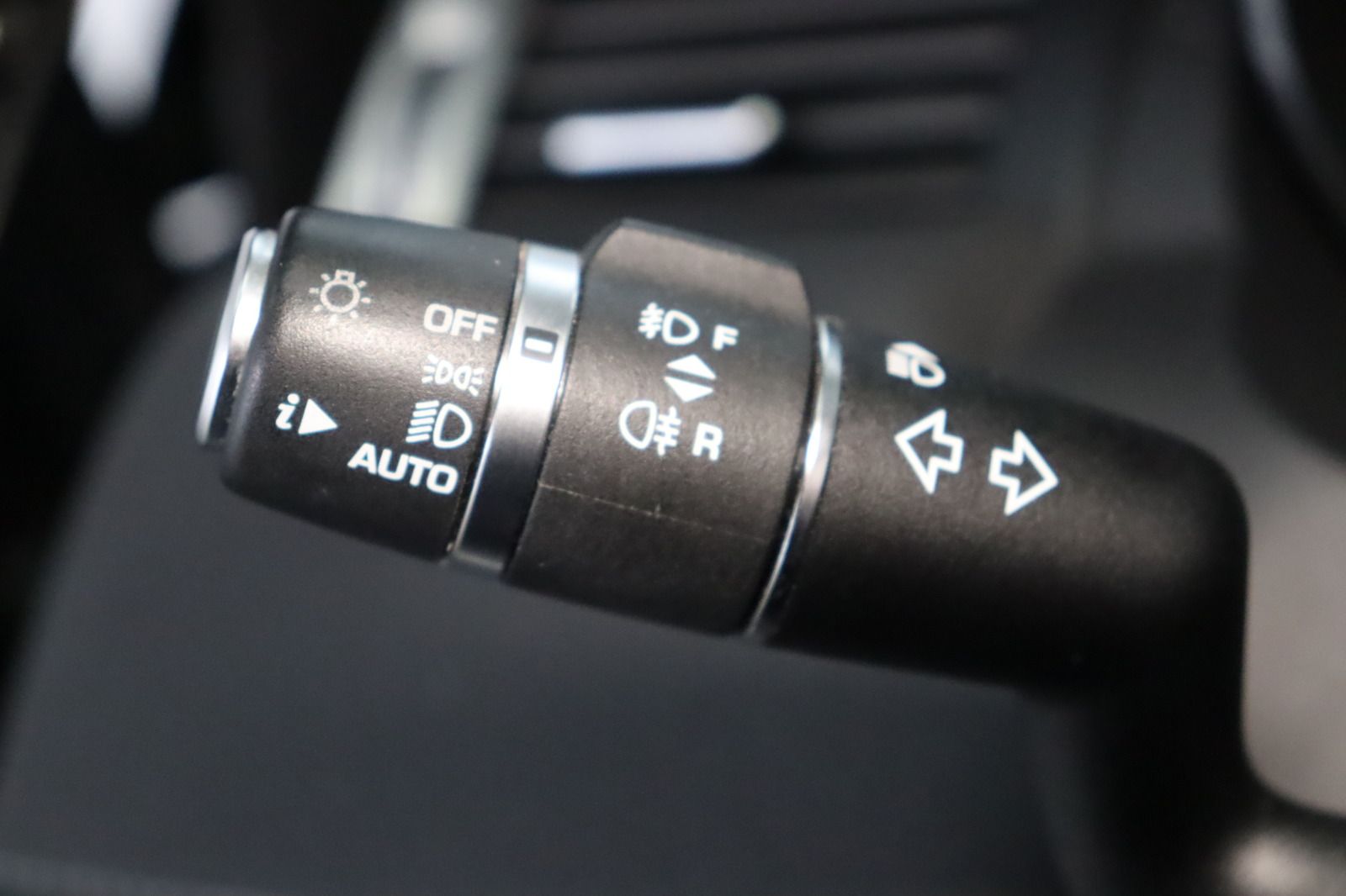 Fahrzeugabbildung Land Rover Range Rover Evoque 2.0 i4D HSE Dynamic
