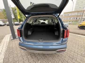 KIA Sorento - 10