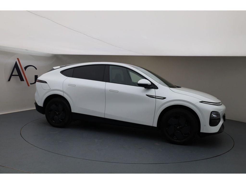 XPENG G6