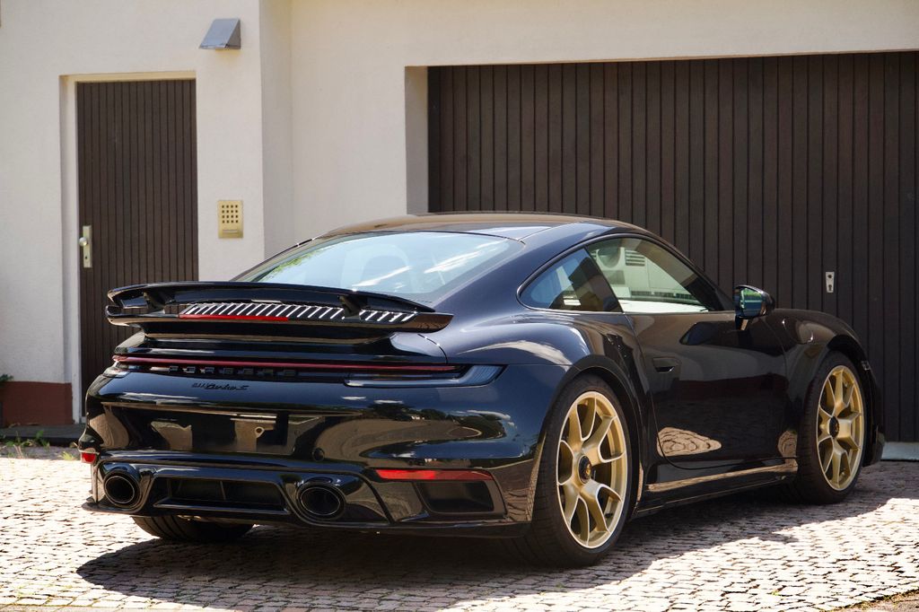 Image of Porsche 992