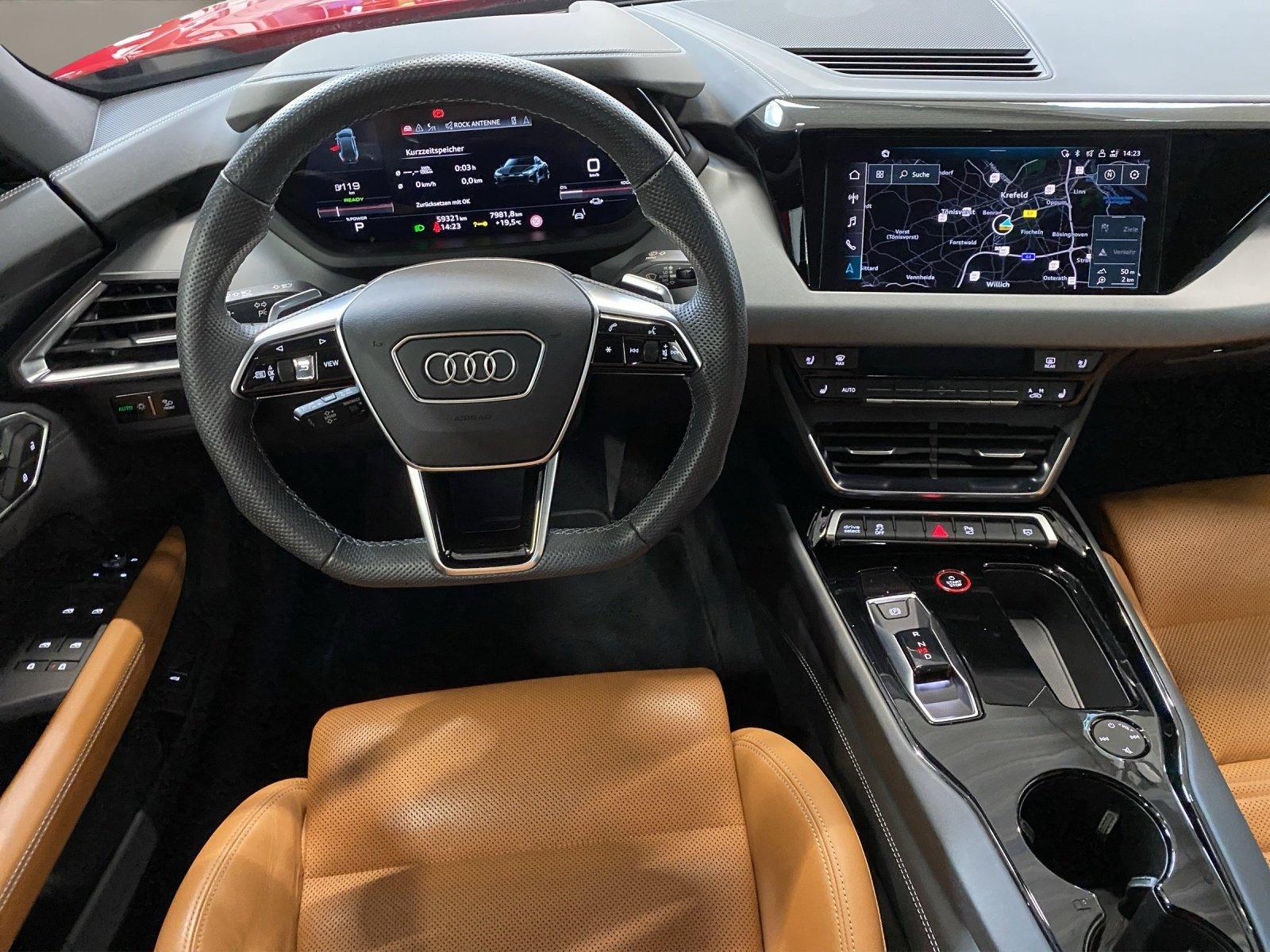 Audi e-tron GT quattro ACC AUT Kam. Leder Navi Pano