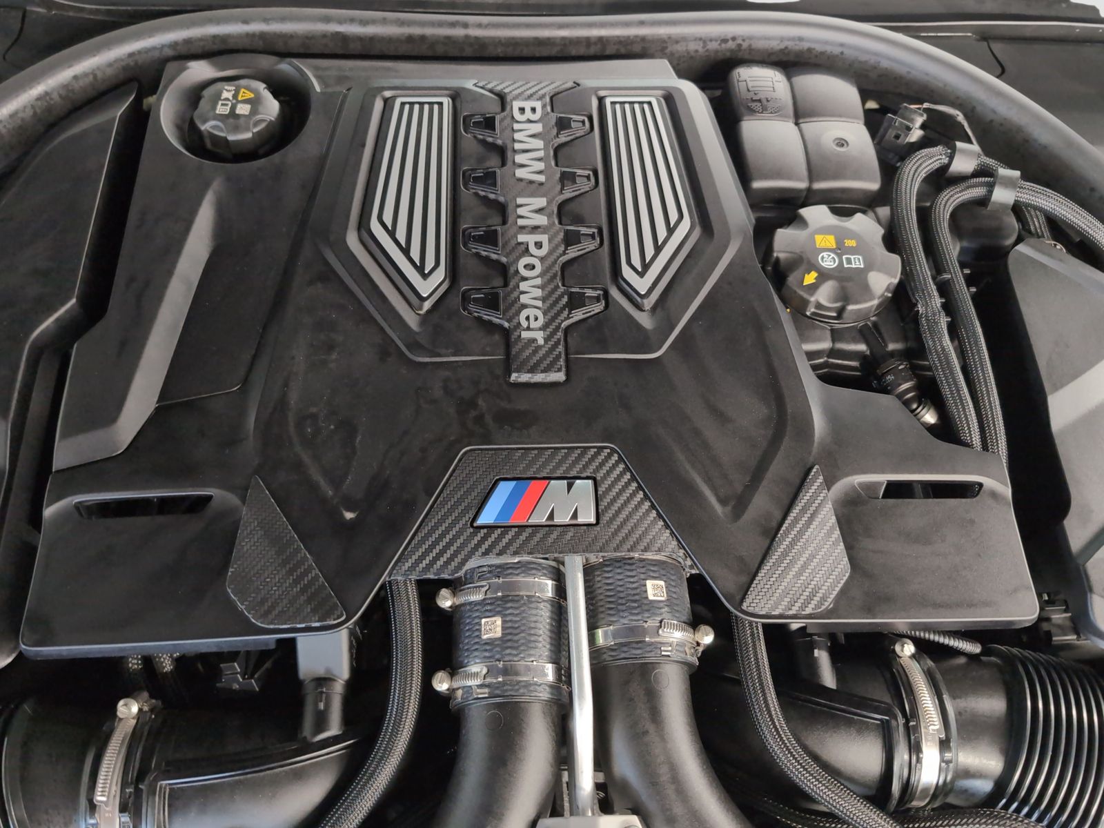 BMW M8 - Bild 16