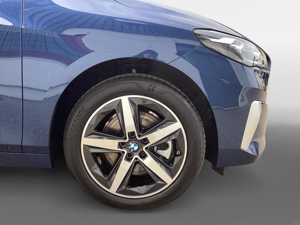 BMW 223d xDr. Active Tourer Luxury Line AHK+Pano+ACC