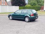 Volkswagen Golf 4 1.8*wenig KM*Klimaautomatik*Sitzheizung* - Volkswagen Golf: Grün, Schiebedach