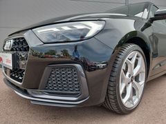 Fahrzeugabbildung Audi A1 Sportback 30 TFSI advanced LEDER VIRTUAL LED