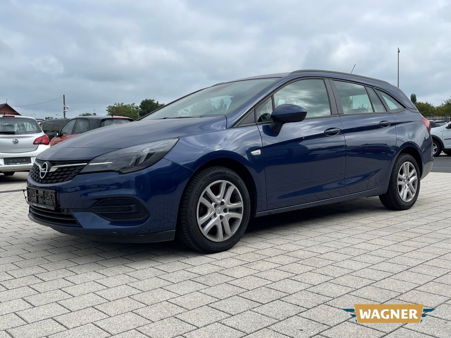 Fahrzeugabbildung Opel Astra Sports Tourer Edition  Abgasreinigung defe