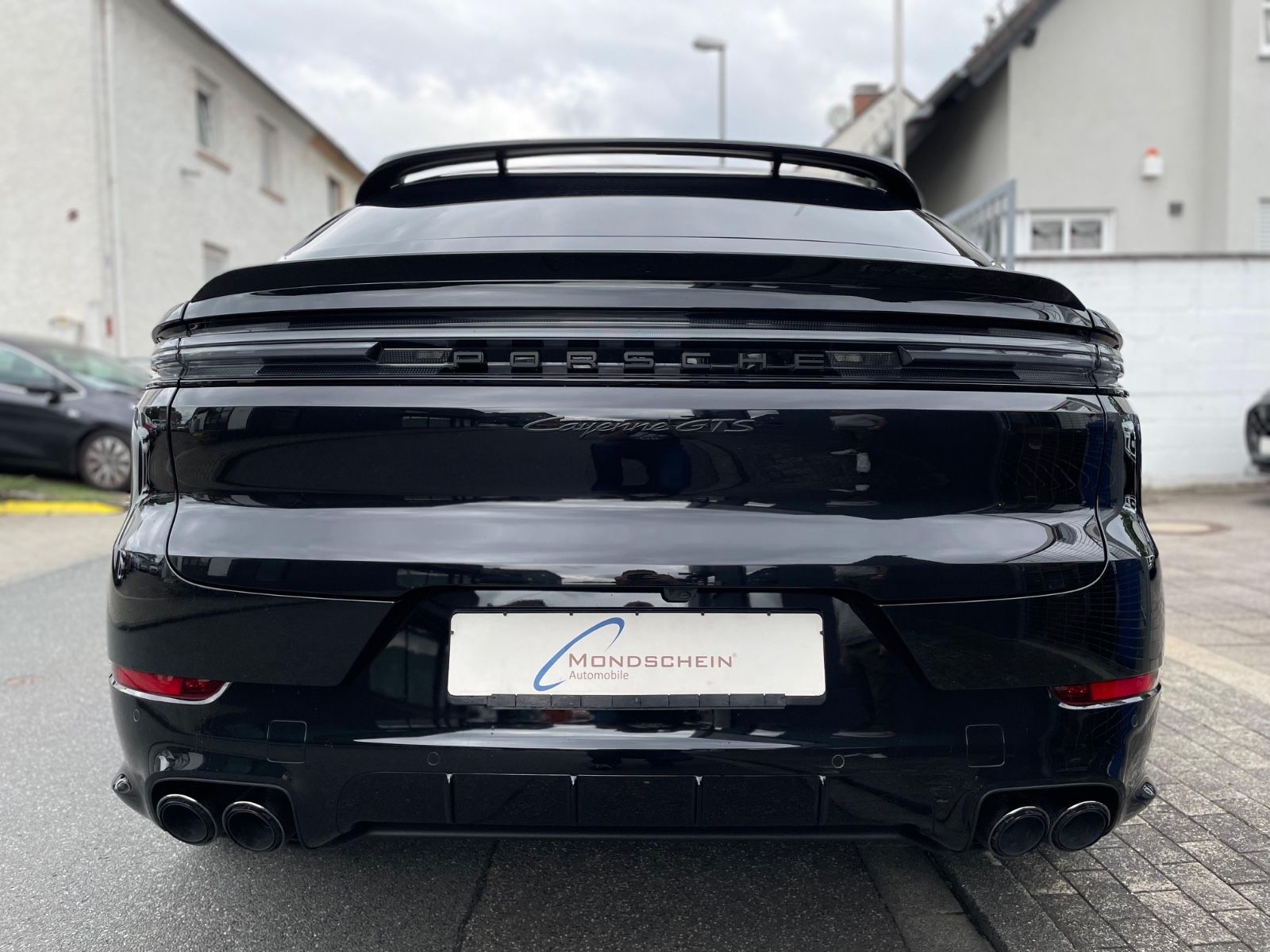 Fahrzeugabbildung Porsche Cayenne GTS Coupé |HUD|ACC|360°|3.Disp|Sportdesi
