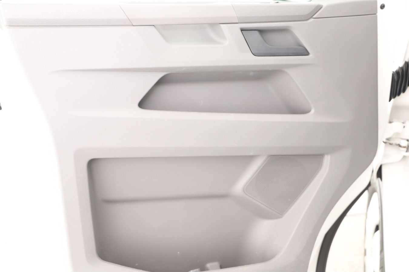 Volkswagen T6 Transporter - Bild 8