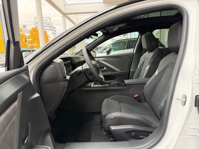 Fahrzeugabbildung Opel Astra ST Electric GS 156PS Matrix/Panorama!