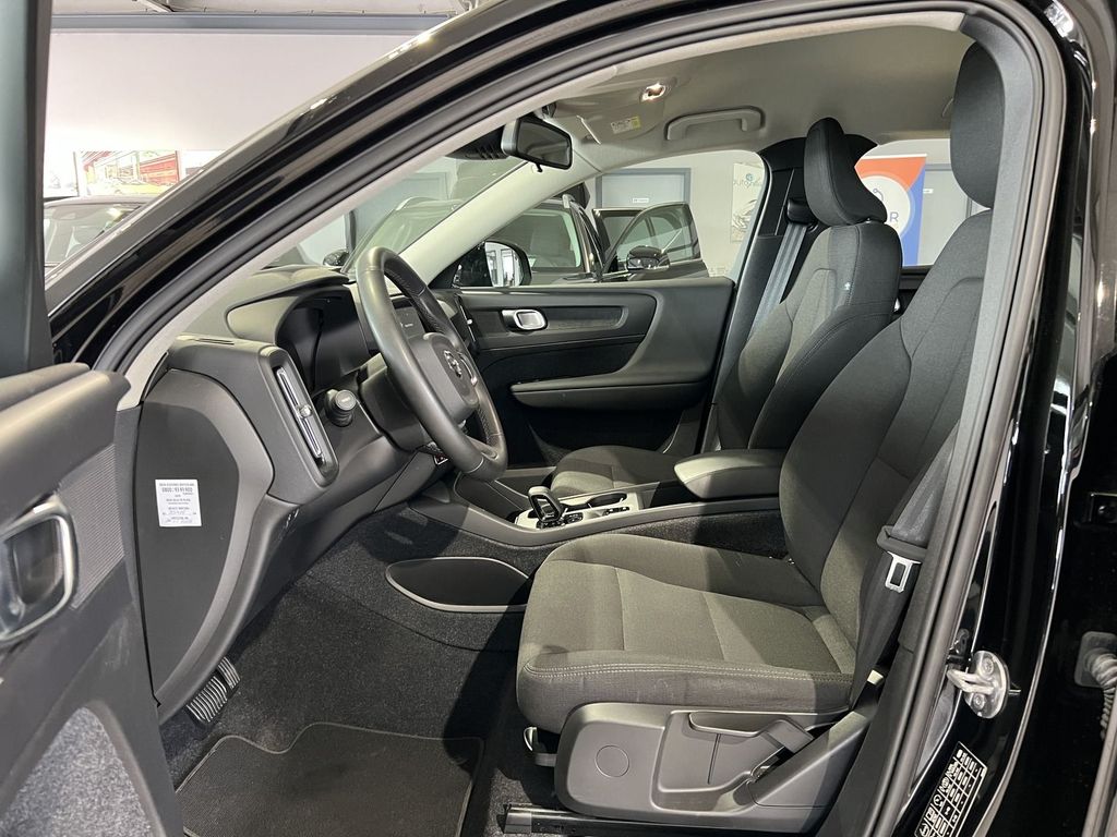 Volvo XC40 T3 Momentum Core Kamera LED WinterP Navi