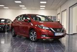 Nissan Leaf 40 kWh Acenta Navi 360° Kamera Temp 1-Hand - rote Nissan Leaf