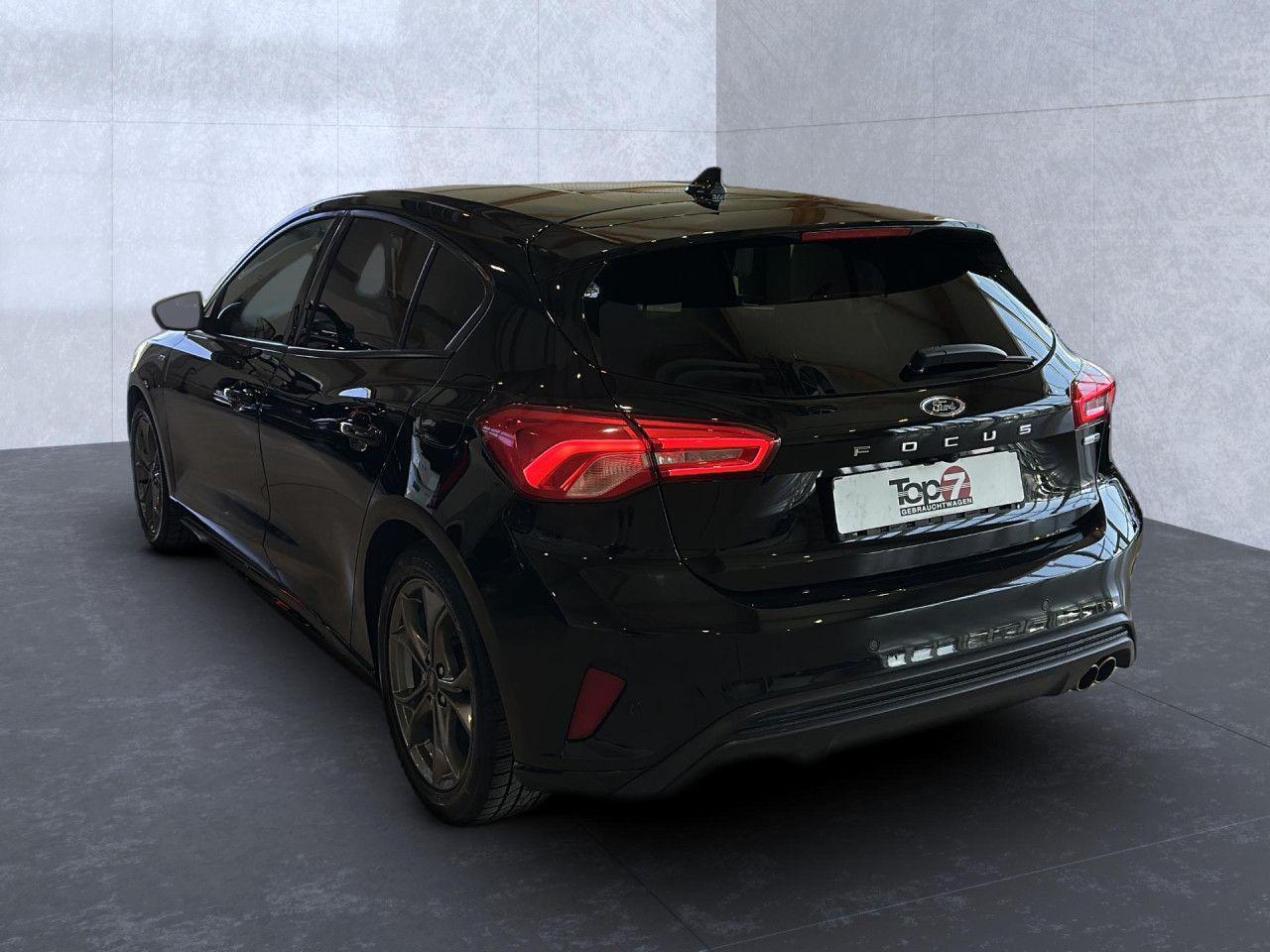 Ford Focus ST-Line Bluetooth Head Up Display Navi LED