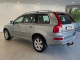 Volvo XC90 D5 Momentum Geartronic 7-Sitze|AHK|BIXEN| - silberne Volvo XC90