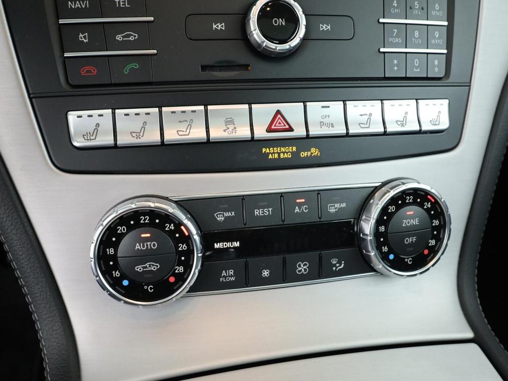 Mercedes-Benz SL 400