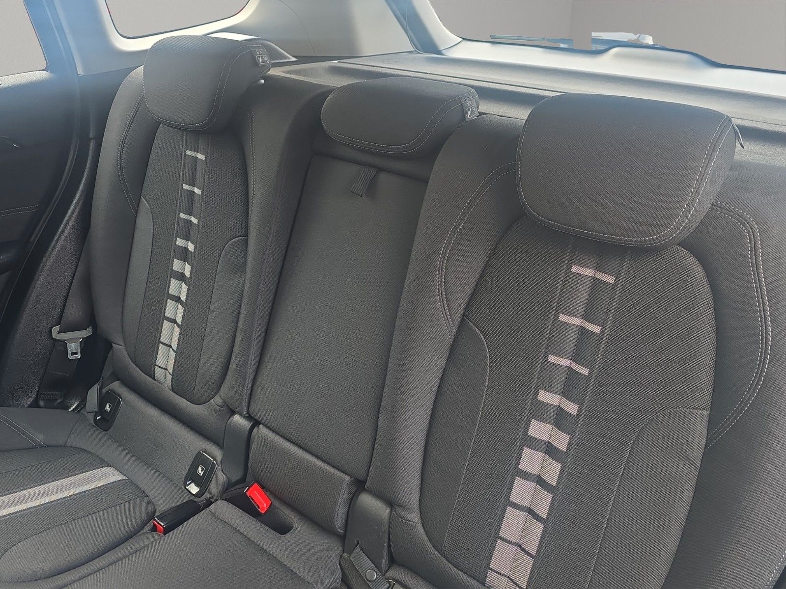 Fahrzeugabbildung BMW X1 xDrive 18 d Sport Line AUTOMATIK