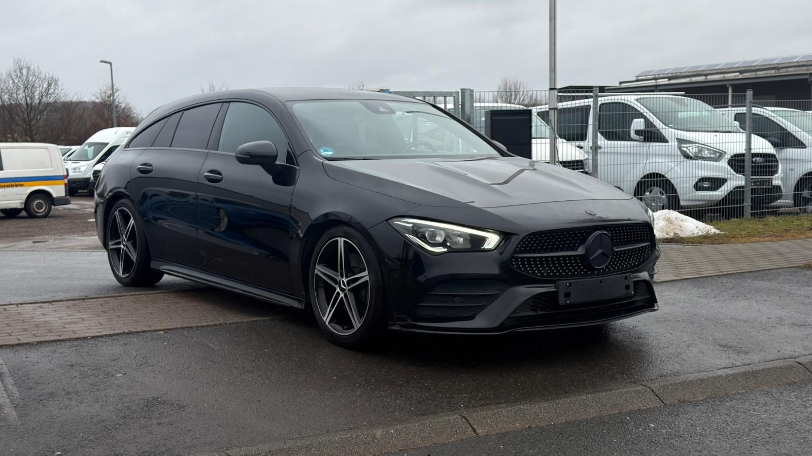 Mercedes-Benz CLA Shooting Brake CLA 200 d AMG Line