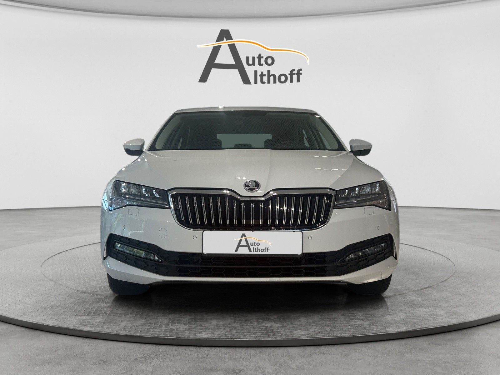 Skoda Superb Lim. Ambition 4x4 DSG ACC SHZ NAV KESSY foto 2