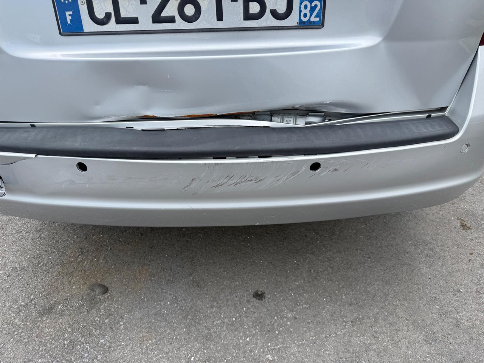 Kia cee'd 2012 — photo 11