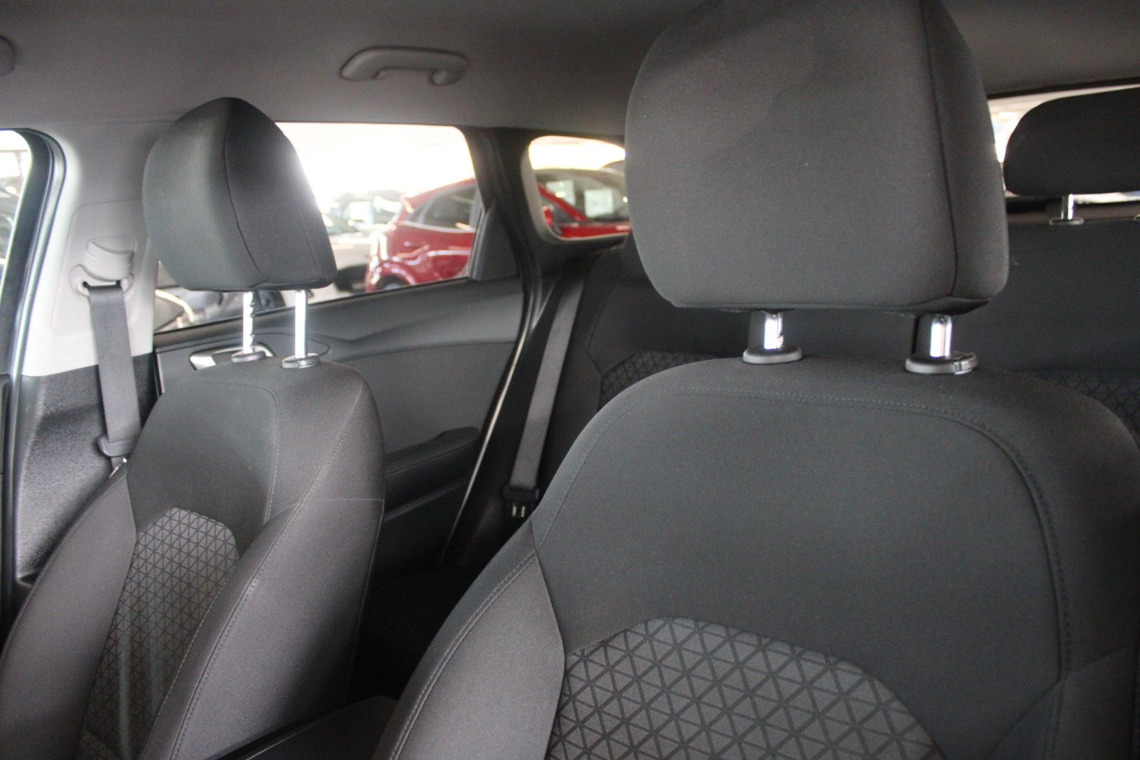 Fahrzeugabbildung Kia cee'd SW 1,5T Prestige Aut. SHZ LHZ ACC CAM uvm.