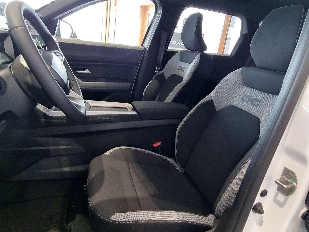 Fahrzeugabbildung Dacia Bigster Journey HYBRID 155