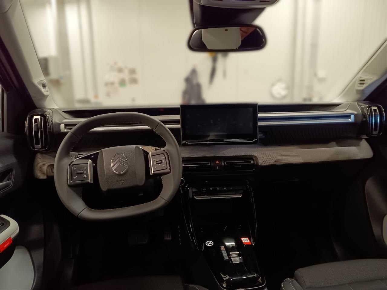 Fahrzeugabbildung Citroën ë-C3 Aircross Elektromotor Standard-Range MAX