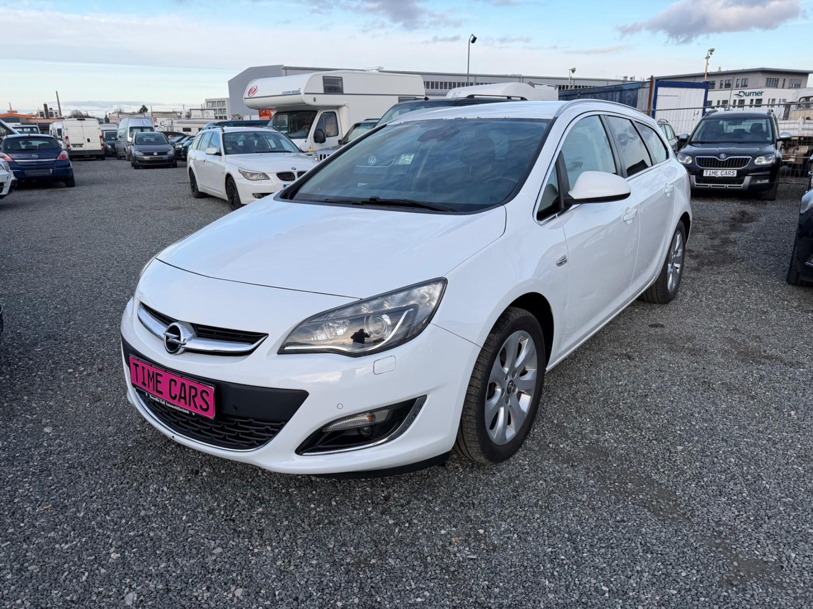 Opel Astra J Sports Tourer Exklusiv/NAVI/BI-XENON