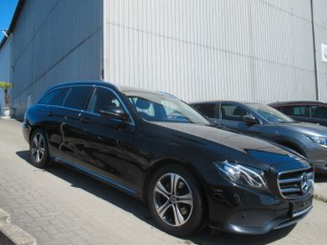 Mercedes E 220 - 8