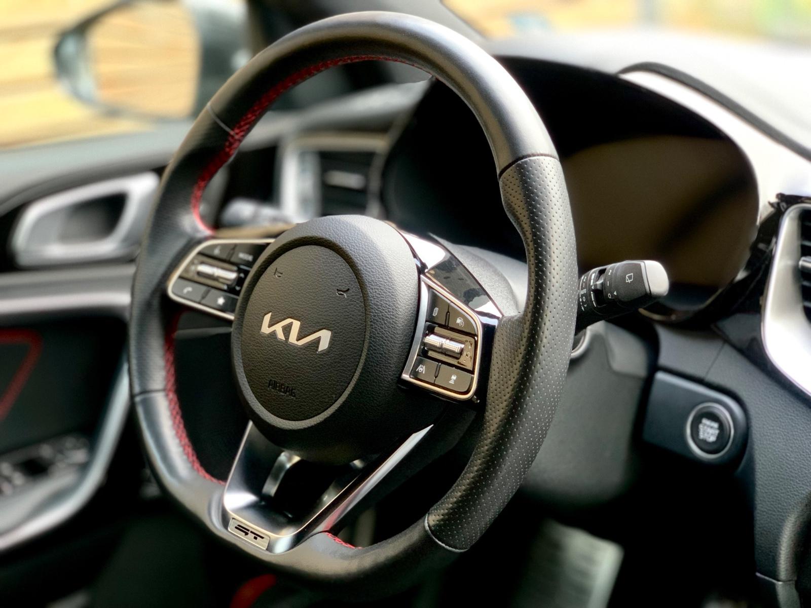 Kia ProCeed GT - Experience Green - Vollausstattung