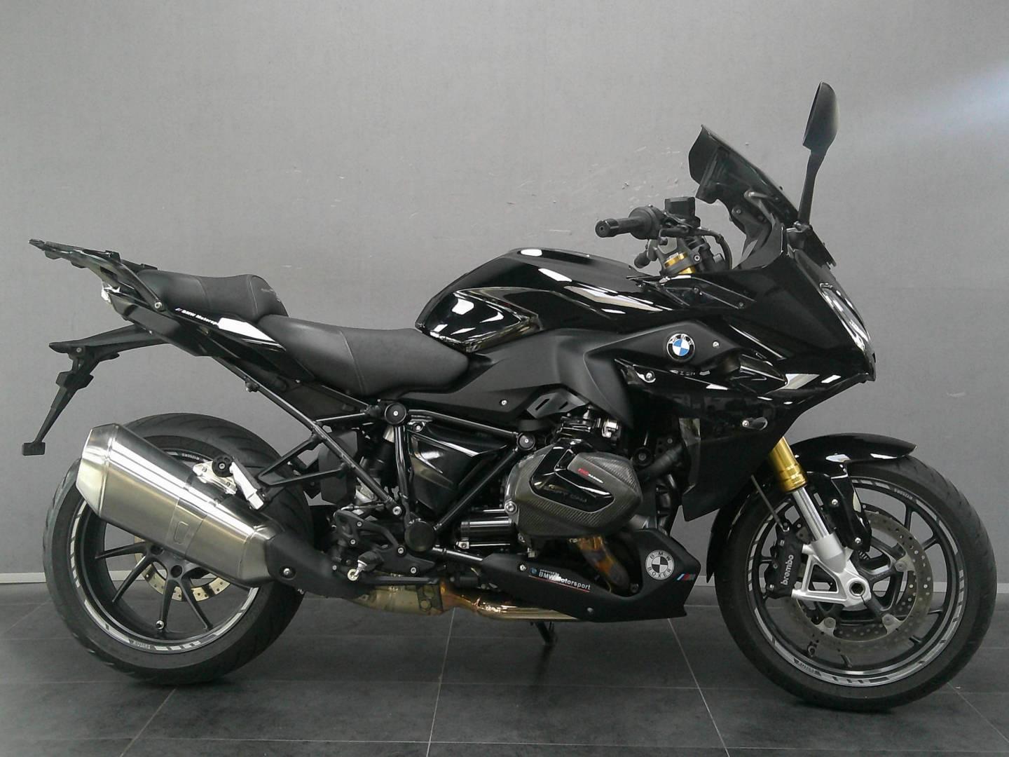 BMW R 1250 RS + Dynamikpaket + Motorspoiler + + +