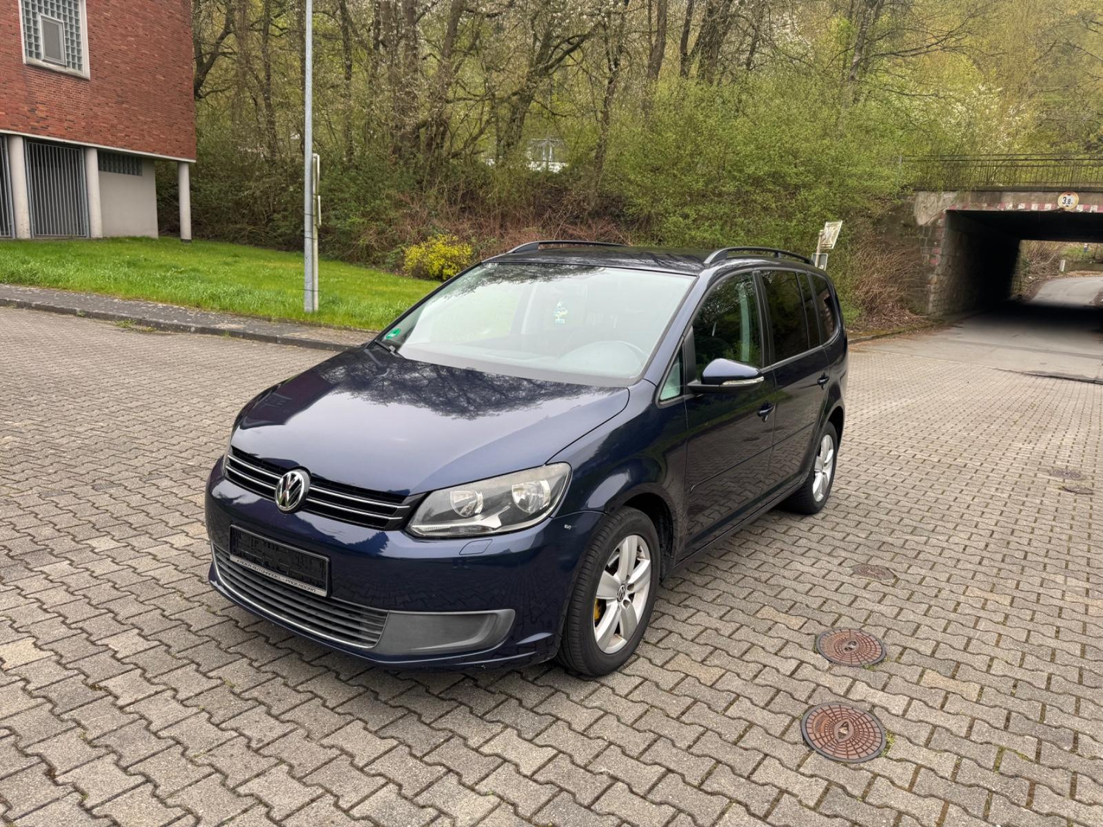 Volkswagen Touran Comfortline.7 Sitzer