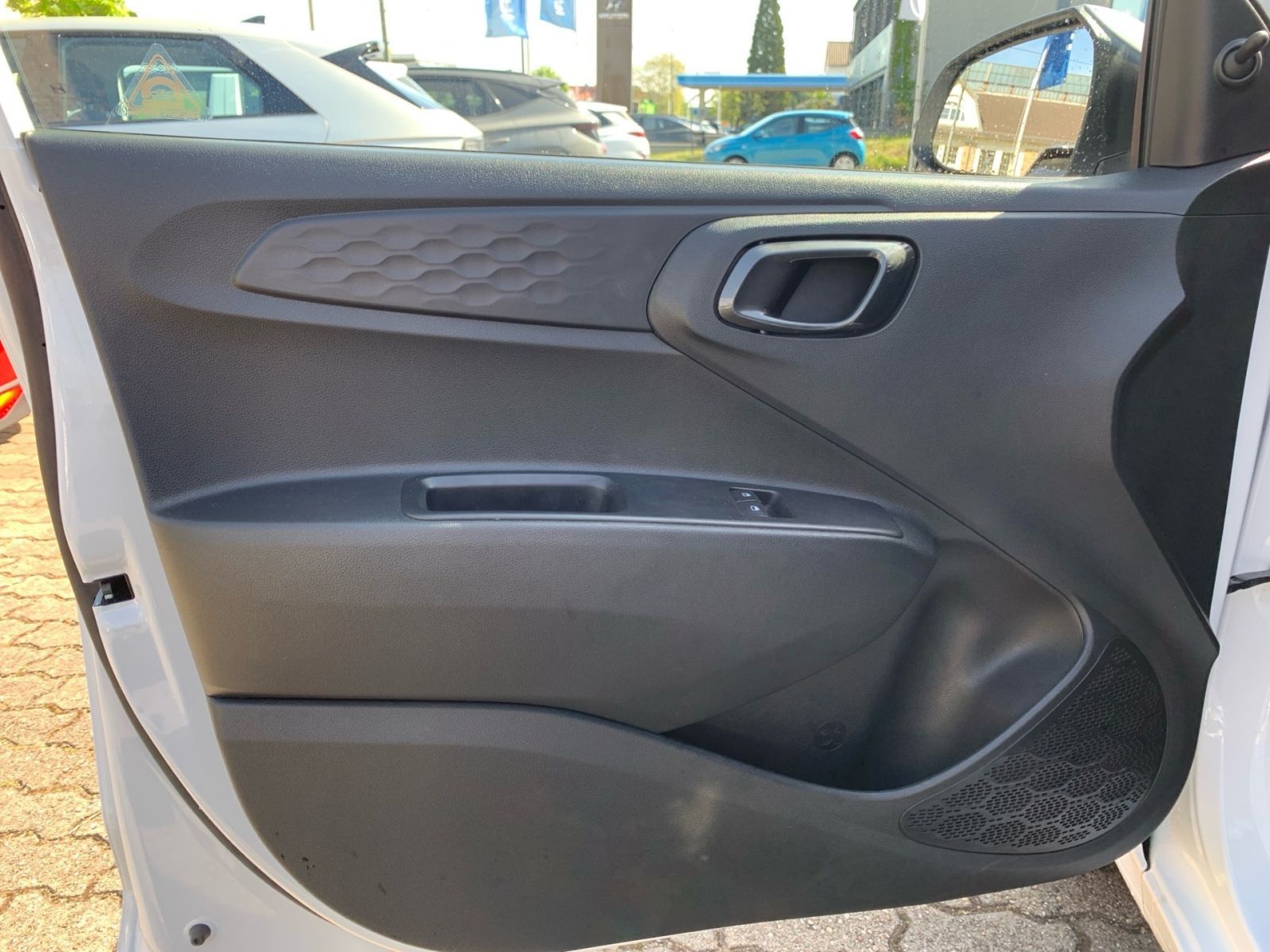 Fahrzeugabbildung Hyundai i10 1.0 Select Navi Kamera Allwetter