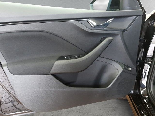 Fahrzeugabbildung Skoda Kamiq Selection 1.5TSI DSG Matrix LED AHK Kamera