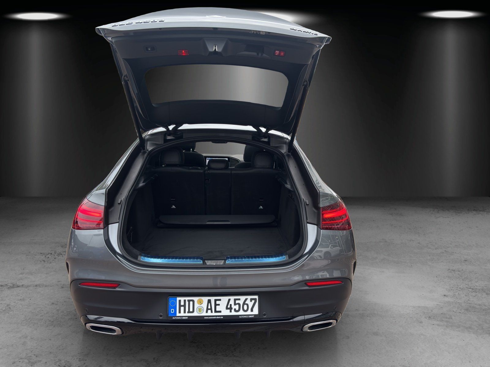 Fahrzeugabbildung Mercedes-Benz GLE450d AMG Prem+ E-Active DISTR Pano AHK Standh