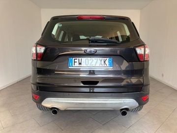 Ford Kuga - 4