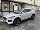 Jaguar E-Pace D150 SE 4WD Auto SE Standheizung AHK - Jaguar E-PACE SE mit Diesel-Antrieb
