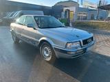 Audi 80 2,6l Quattro - Audi 80 mit Benzin-Antrieb: Limousine, 2.6